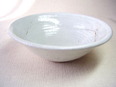 真っ白なサラダ鉢